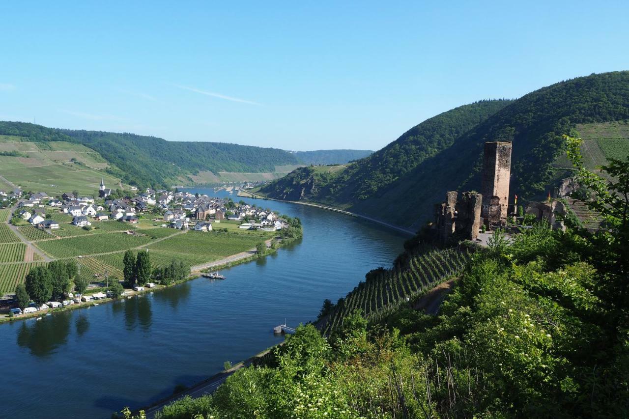 Ferienweingut Gerhard Lenz * Ellenz-Poltersdorf